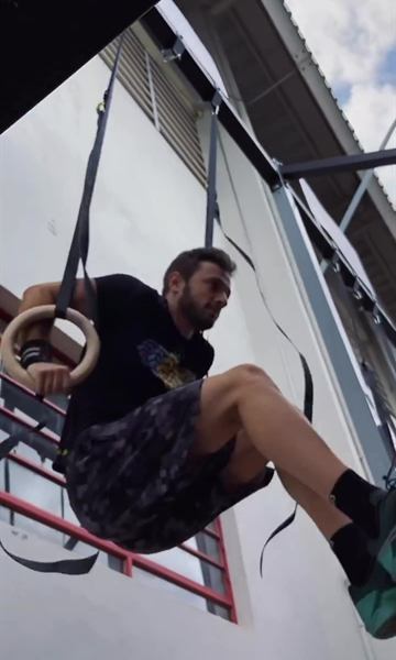 Cross athlete training on gymnastic rings